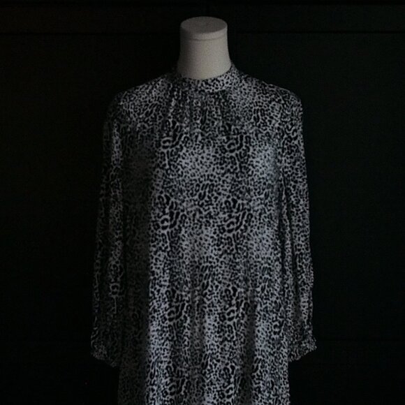 Zara | Animal Print Long Sleeve Midi Dress in Black & White - Picture 3 of 7